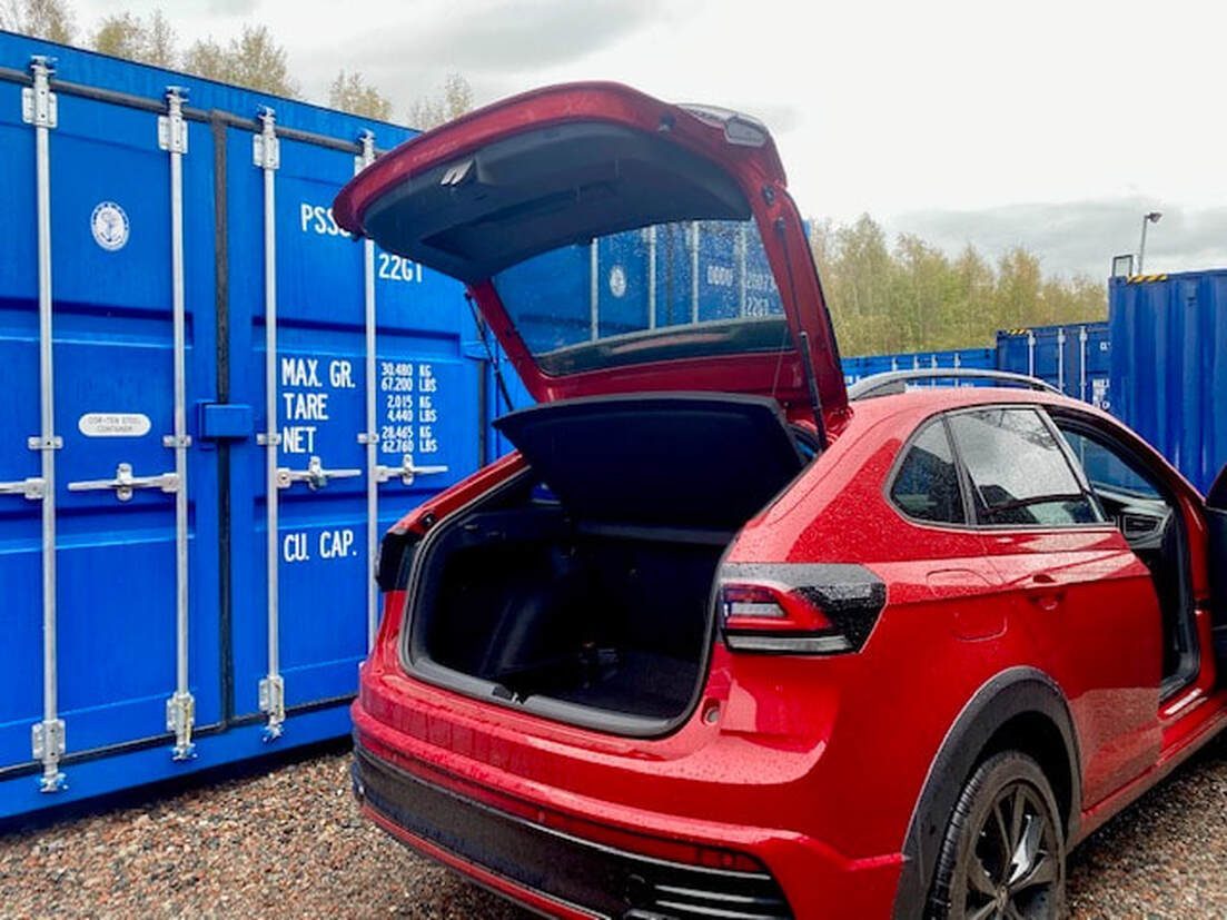 unloading at a storage unit
